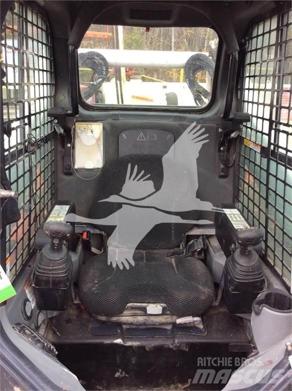 Bobcat T770 滑移轉向裝載機