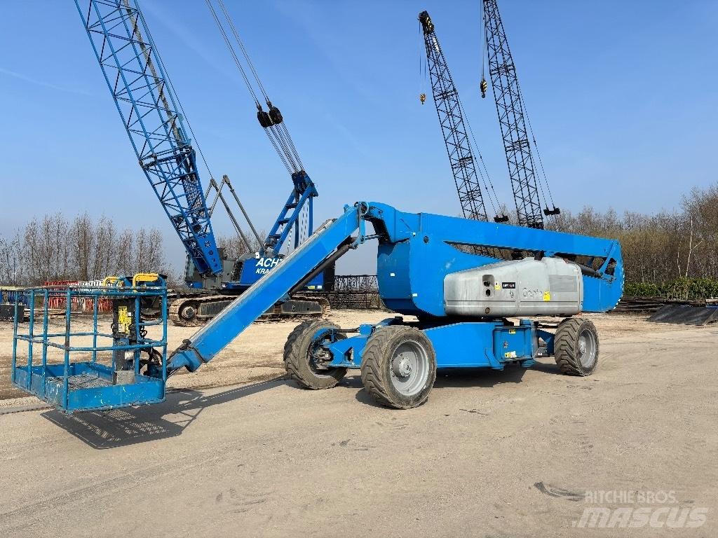 Genie Z 135/70 曲臂高空作業車