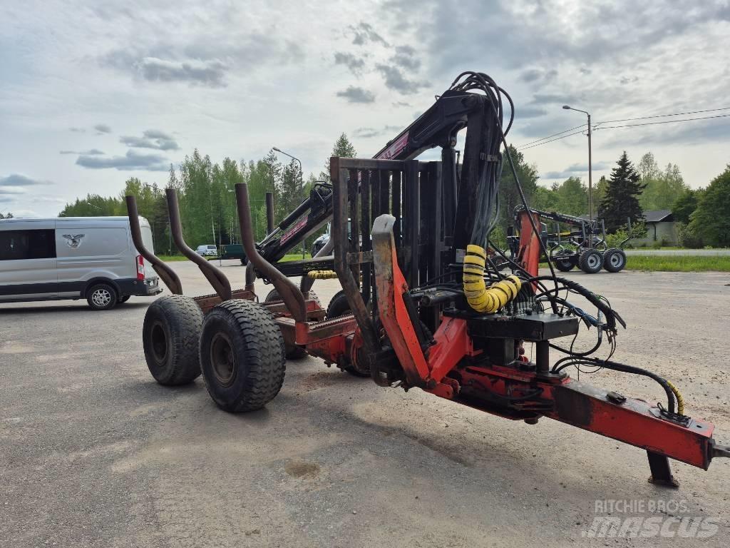 Farmi HK 3861 林業拖車