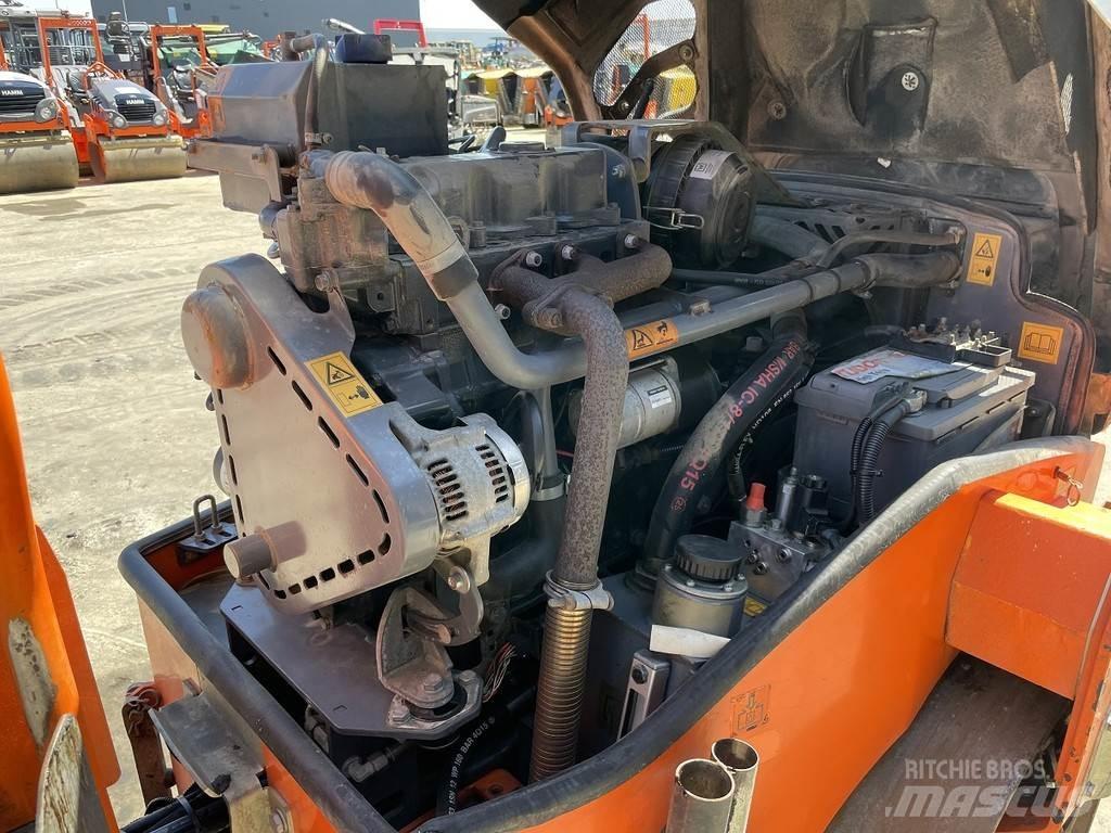 Hamm HD 12 VV 雙輪滾壓機