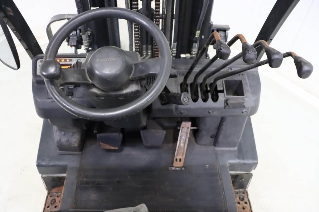 Nissan U1D2A20LQ 液化石油氣LPG卡車