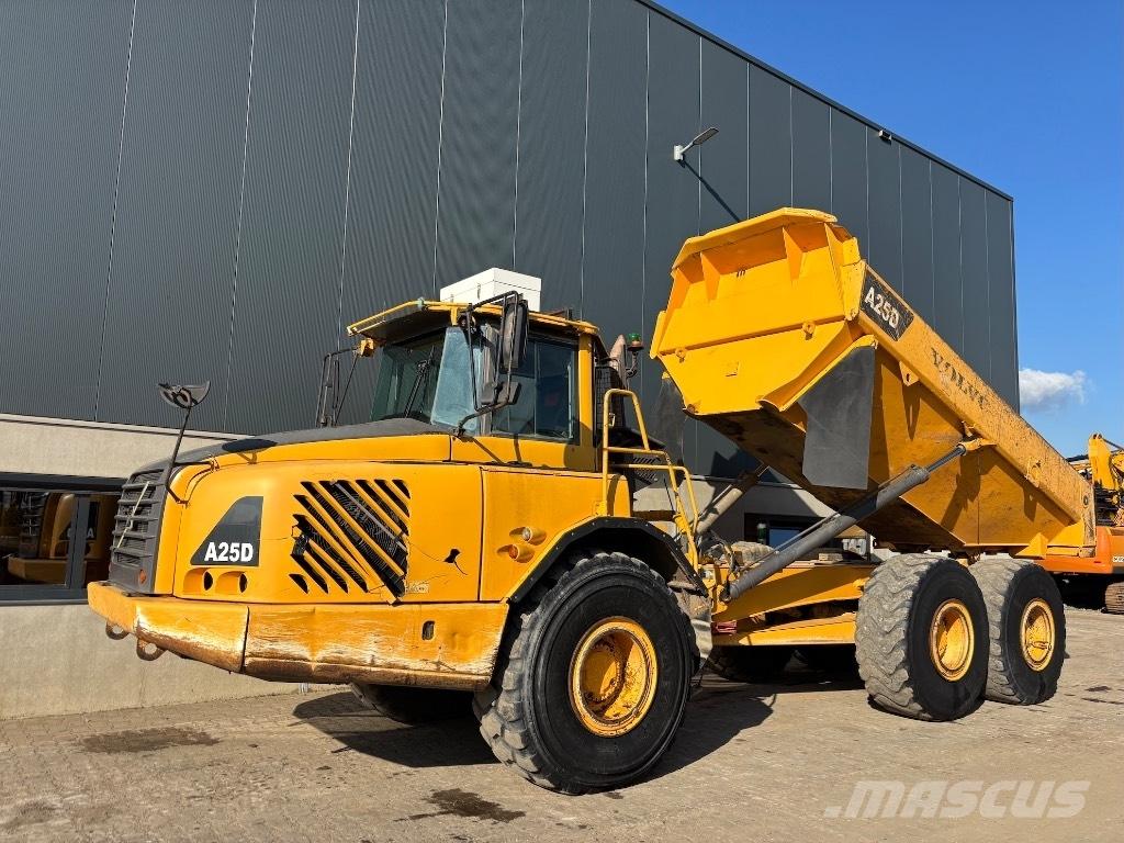 Volvo A 25 D 鉸接式起吊車