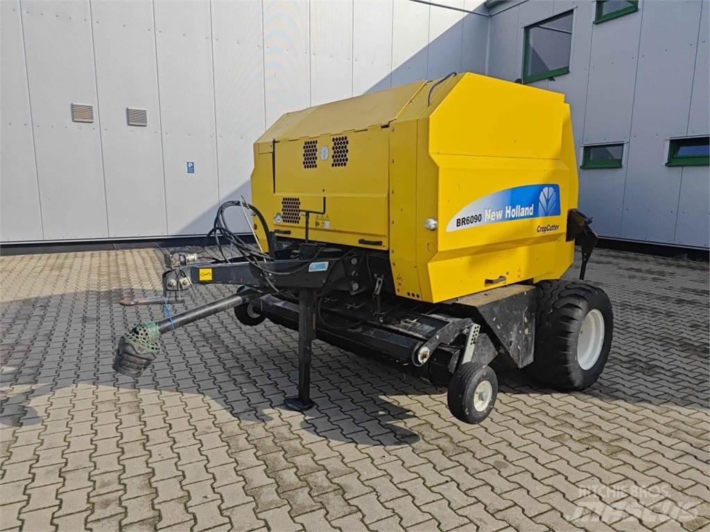 New Holland BR6090 圓型牧草打包機