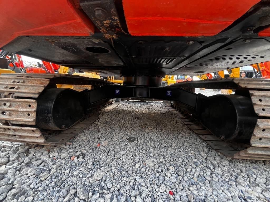 Hitachi ZX 70 中型挖土機/掘鑿機/挖掘機 7t-12t