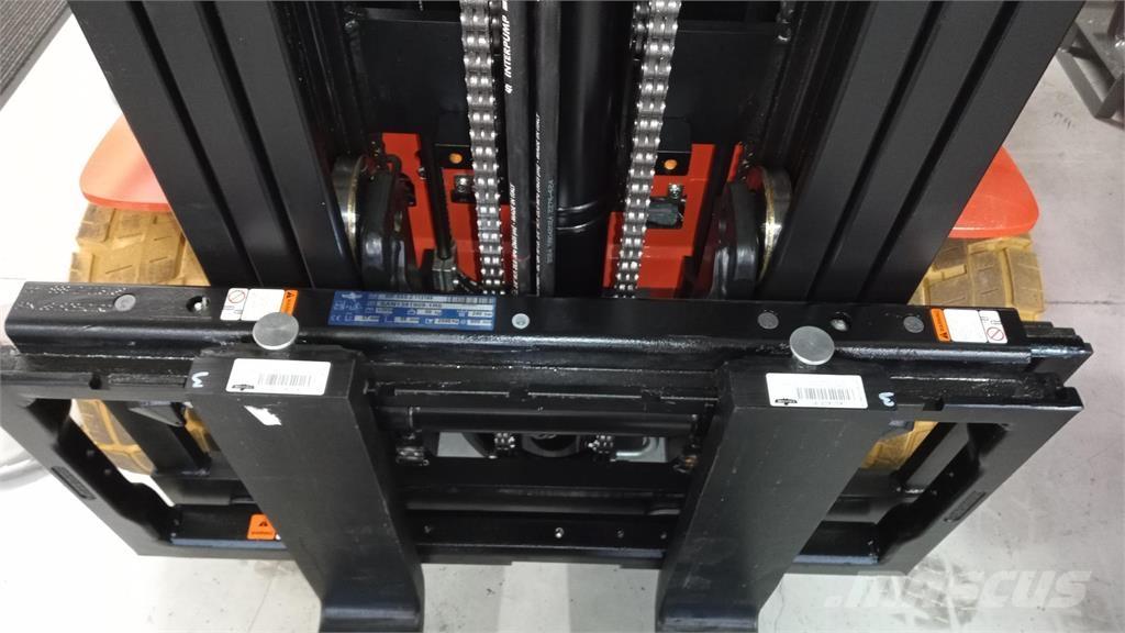 Toyota 8FBMK20T 電動堆高機