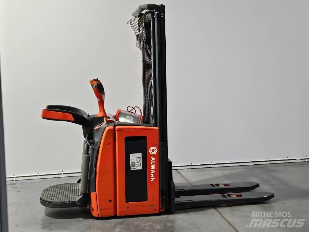 Linde L16AP 手動堆積機