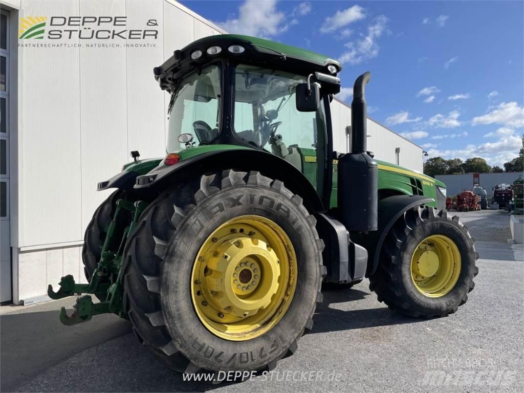 John Deere 8335R 曳引機
