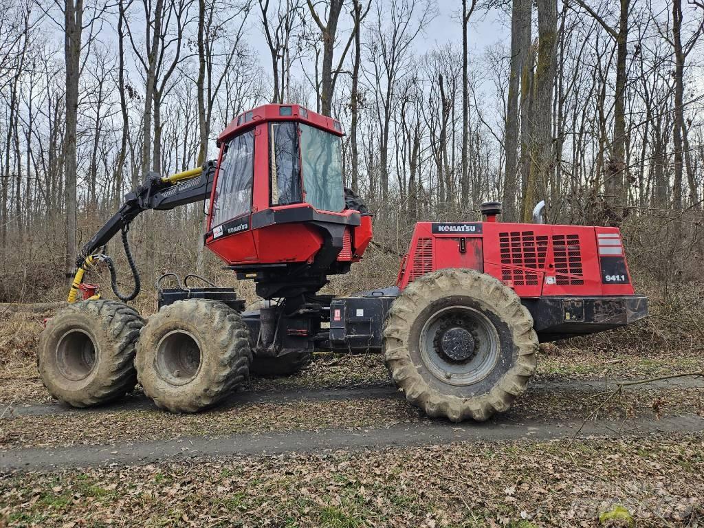 Komatsu 941 收穫機