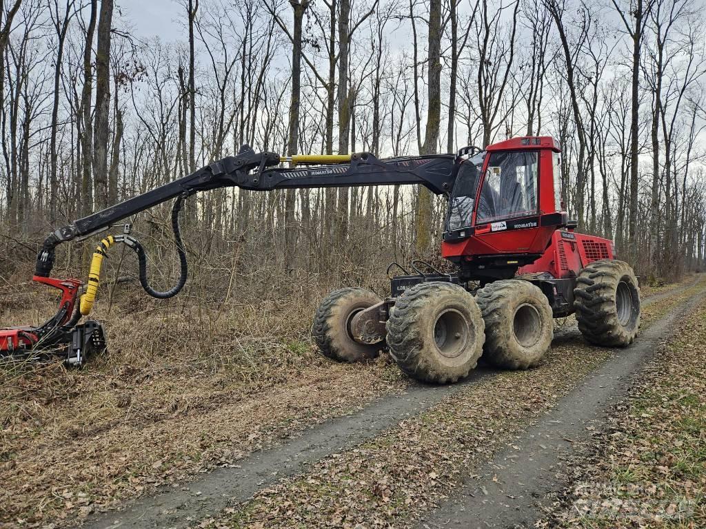 Komatsu 941 收穫機