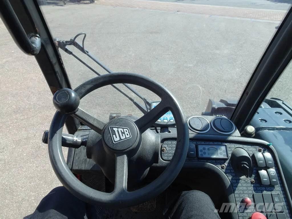 JCB TLT35D 伸縮臂操作車