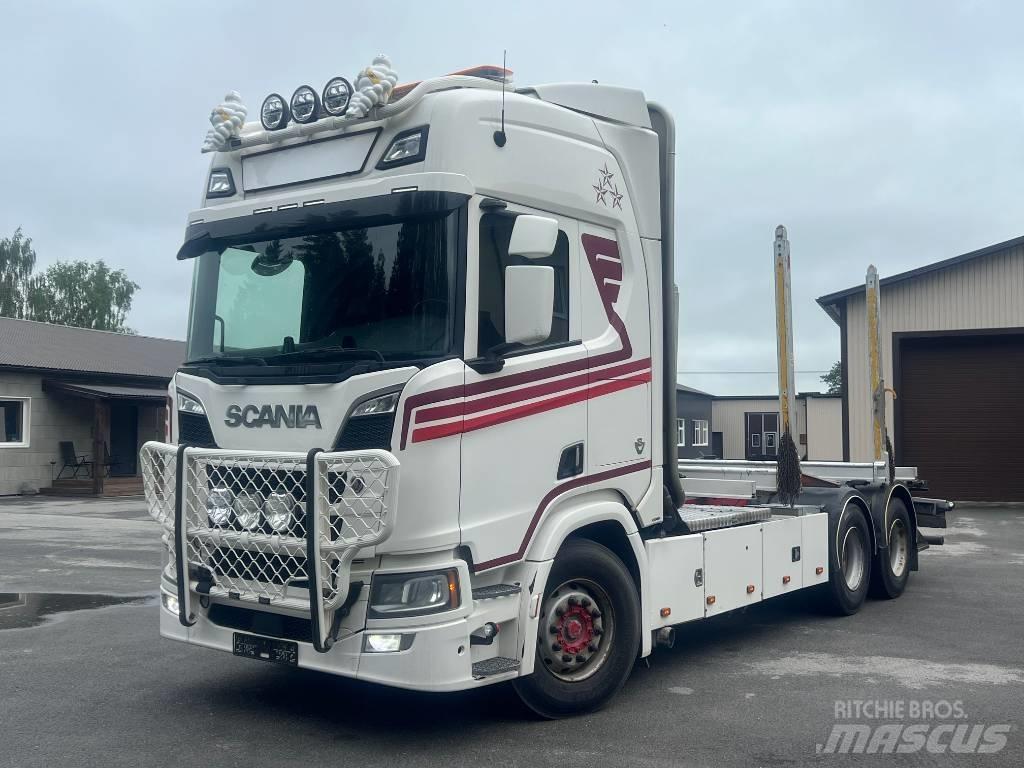 Scania R 730 B6X4NB 木材貨車