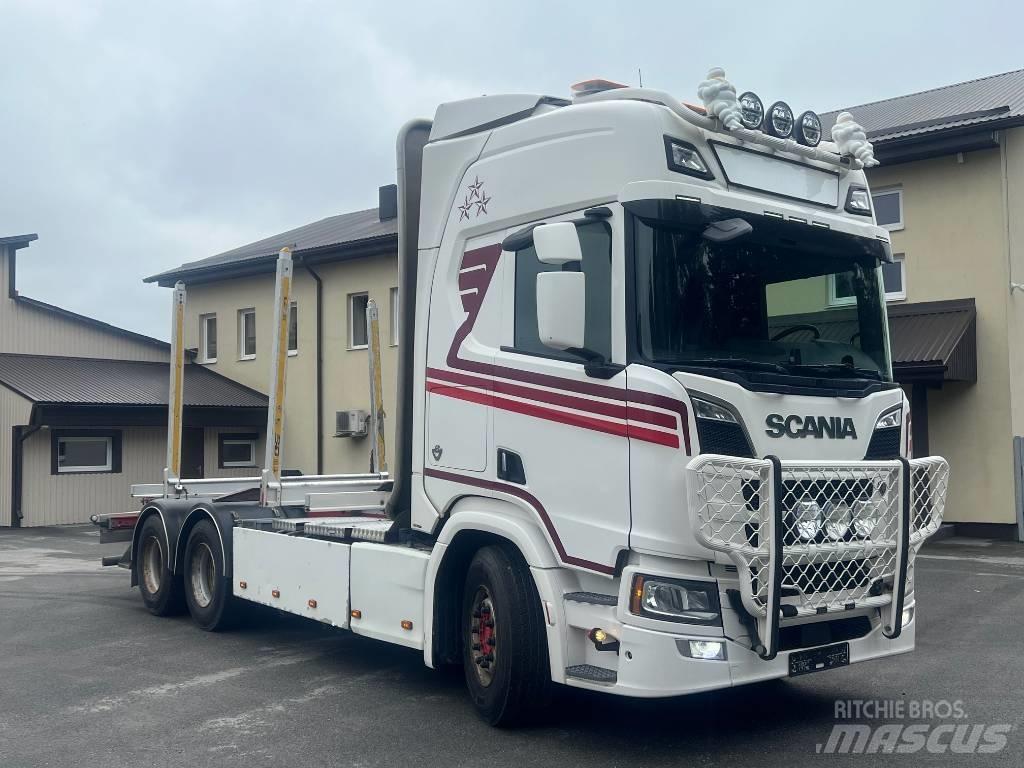 Scania R 730 B6X4NB 木材貨車