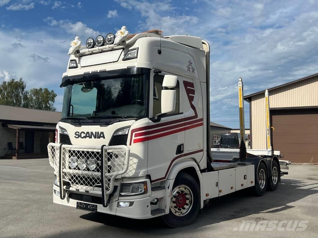Scania R 730 B6X4NB 木材貨車