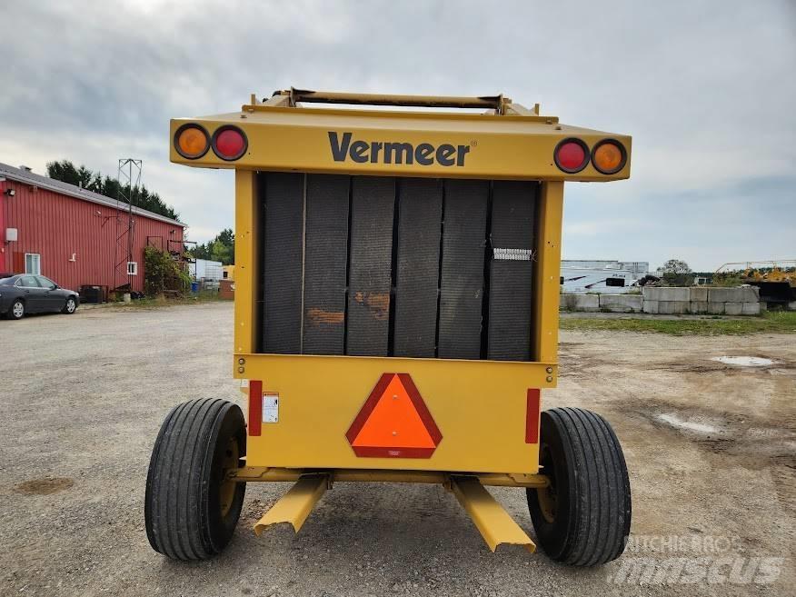 Vermeer 504N 圓型牧草打包機