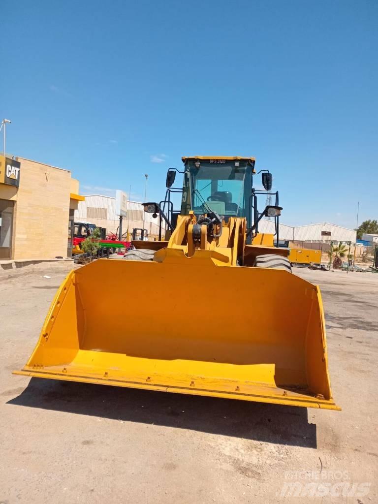 CAT 950 GC 輪胎式裝載機