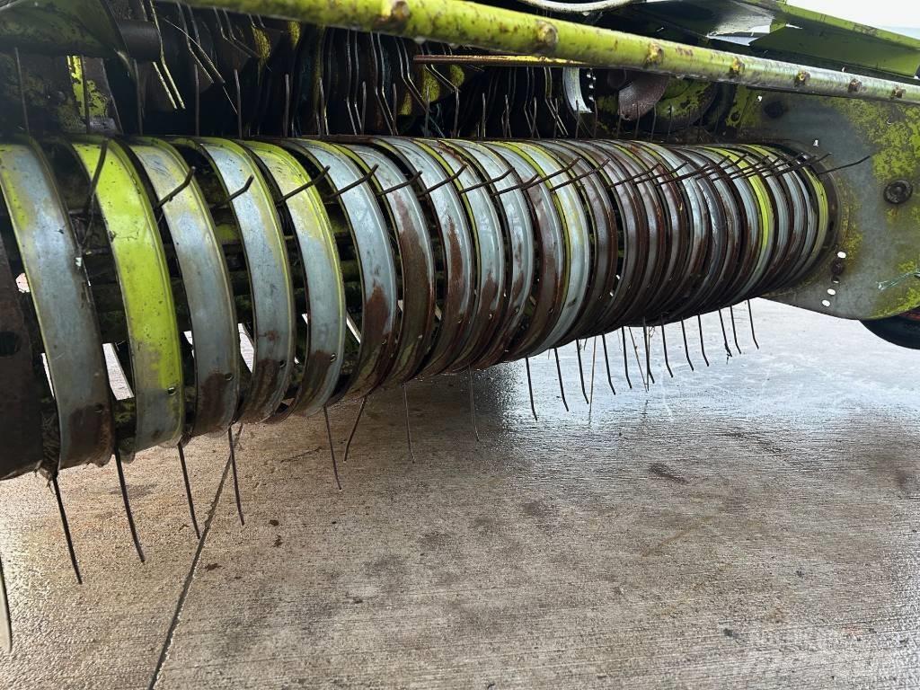 CLAAS 46 ROTO CUT 圓型牧草打包機