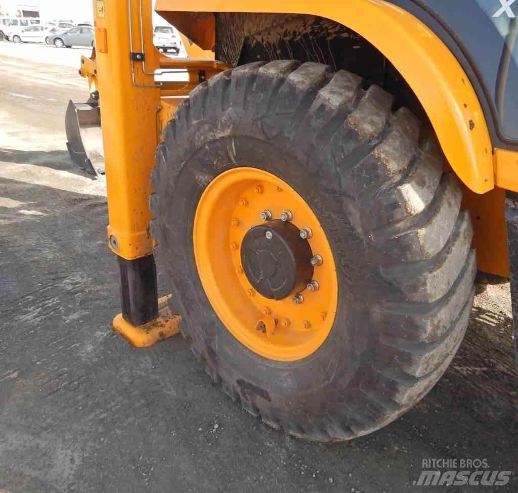 JCB 3DX 反鏟裝載機