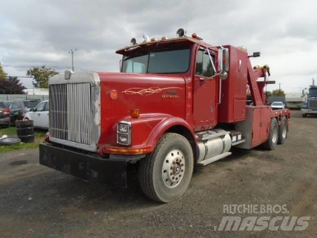 International 9300 救援車