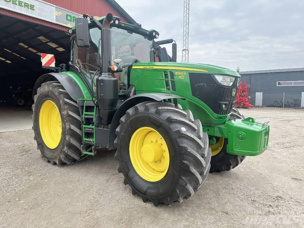 John Deere 6250R 曳引機