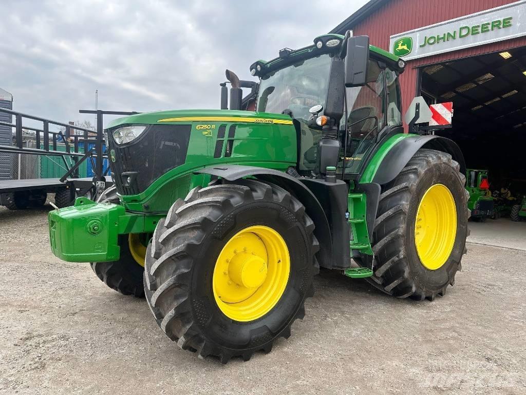 John Deere 6250R 曳引機