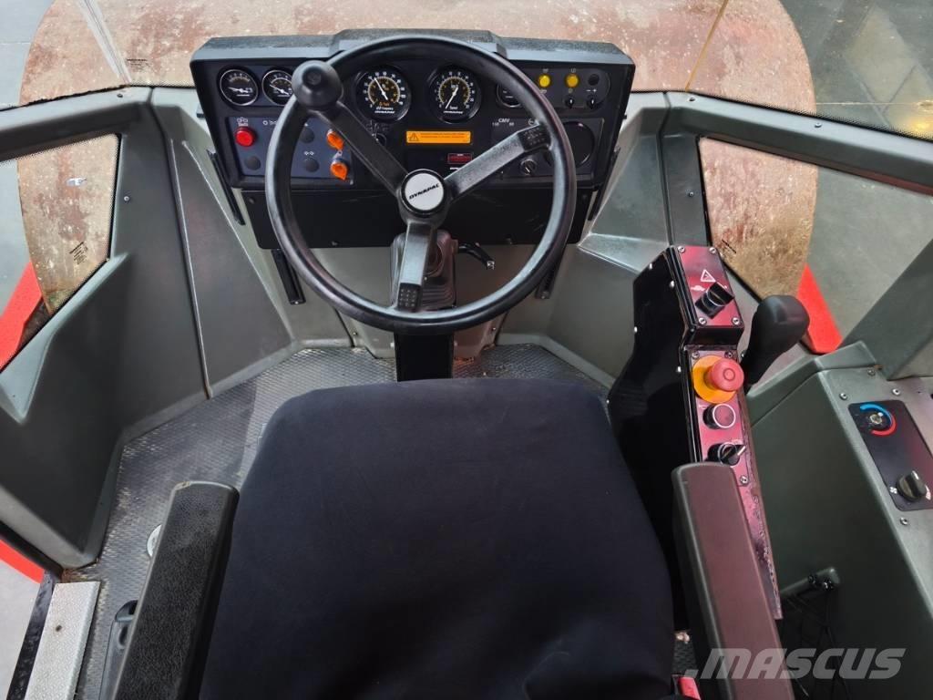 Dynapac CA 302 D 單輪滾壓機