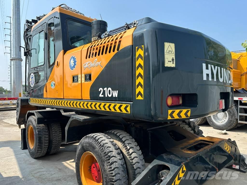 Hyundai 210W-9 旋轉式挖土機/掘鑿機/挖掘機