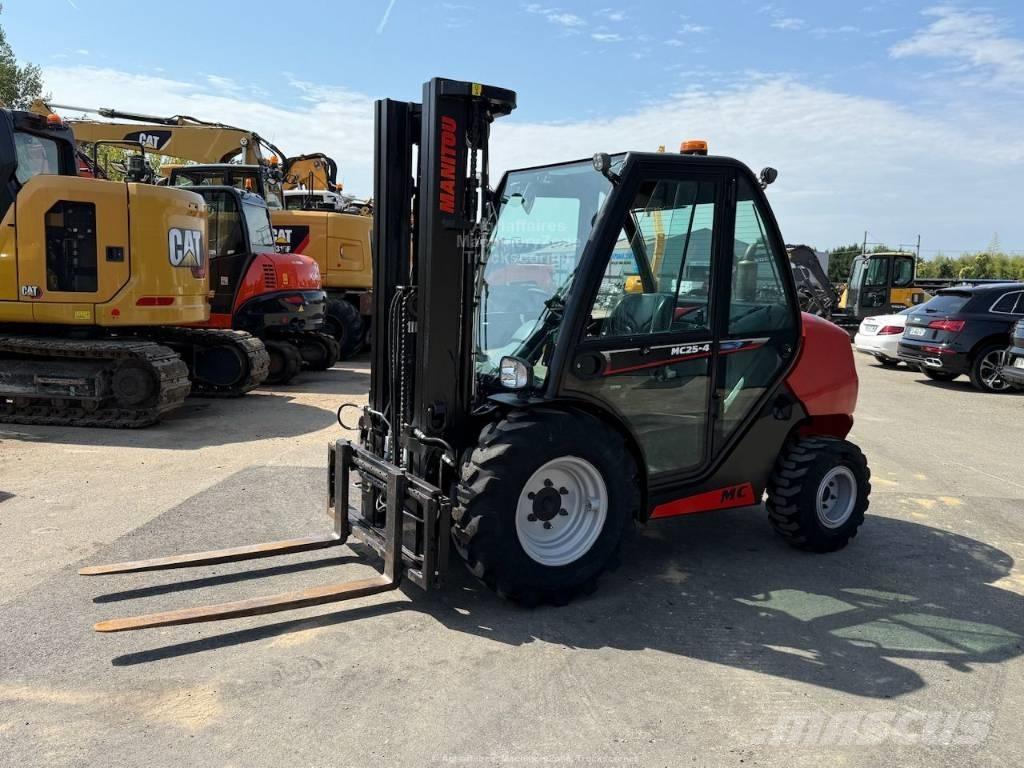 Manitou MC 25 越野車
