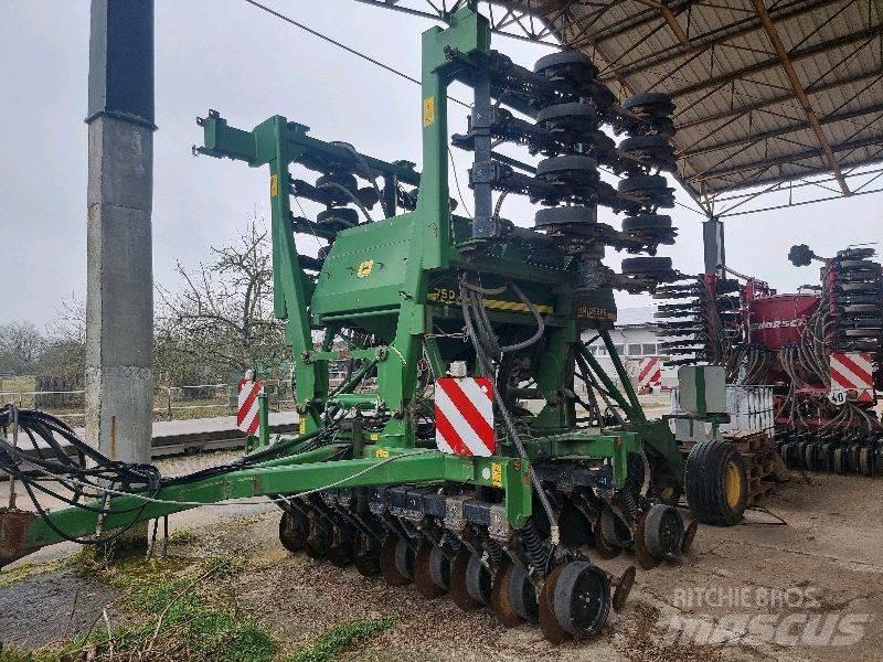 John Deere 750A 其他農業機械
