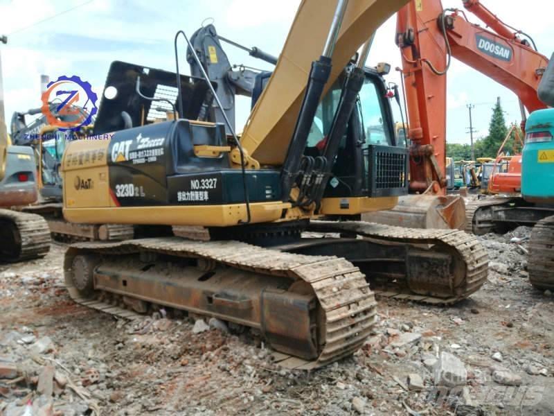 CAT 323 D L 履帶式 挖土機/掘鑿機/挖掘機