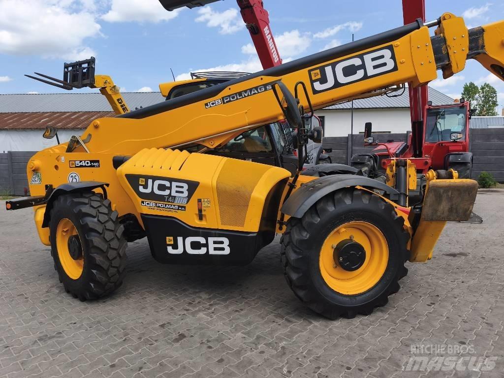 JCB 540-140 伸縮臂操作車