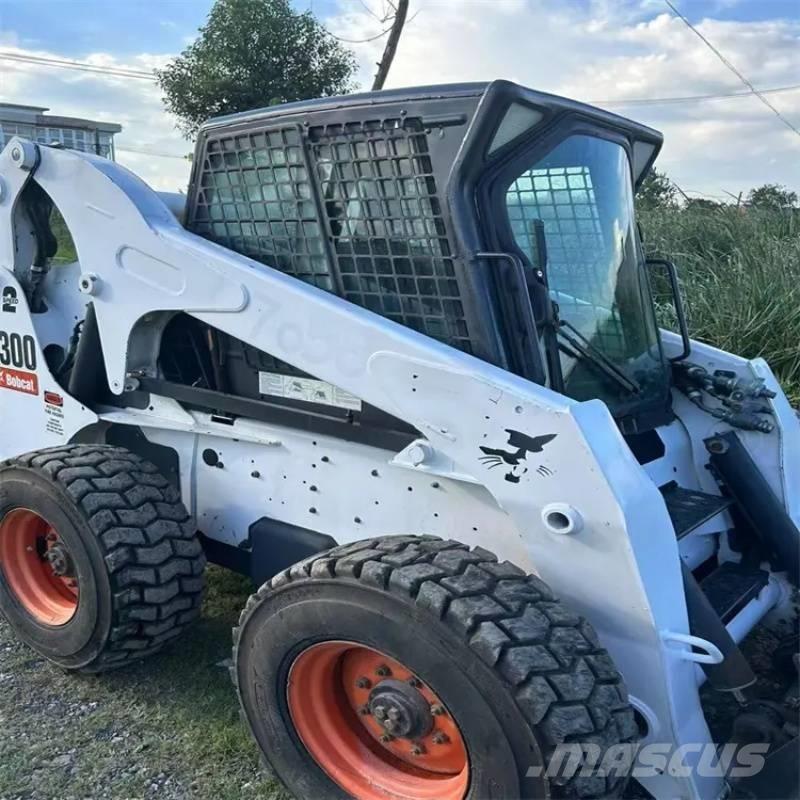 Bobcat s 300 滑移轉向裝載機