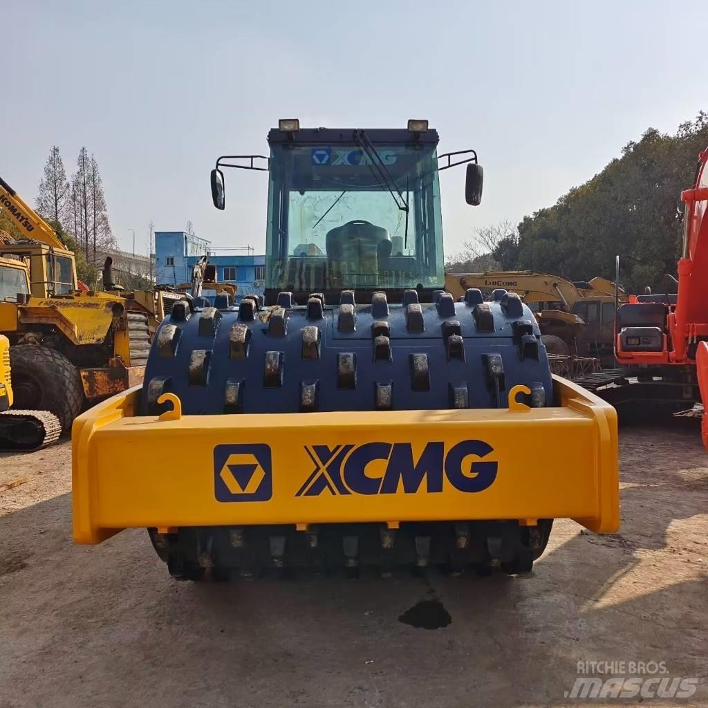 XCMG XS 223 J 單輪滾壓機