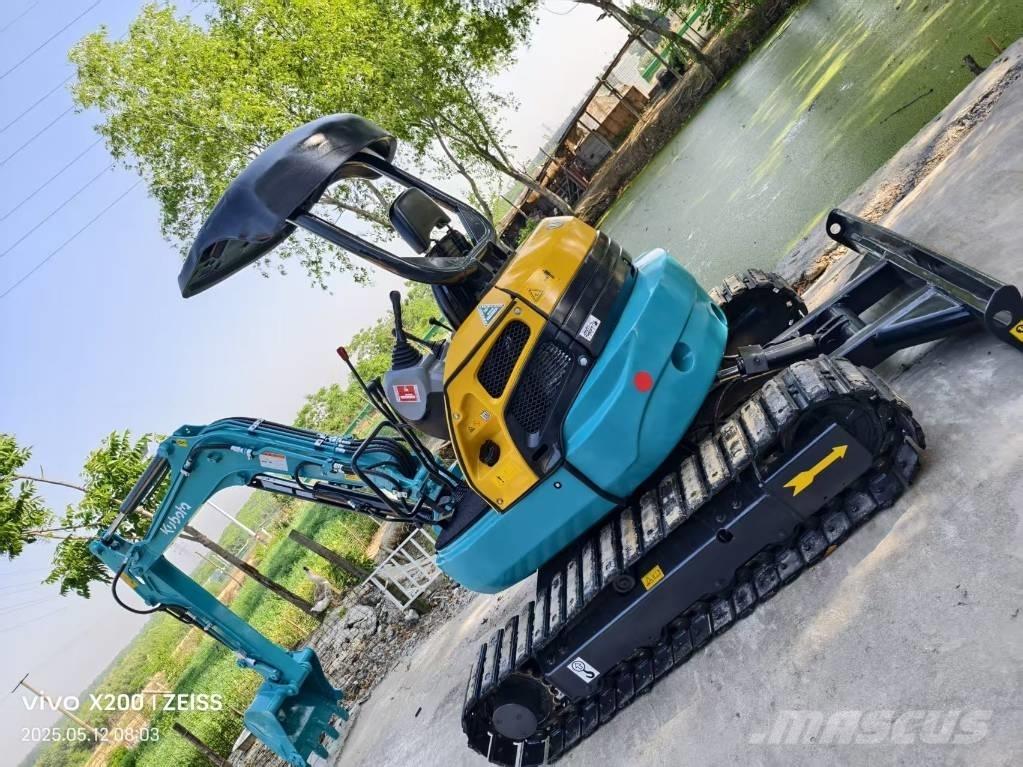 Kubota U 35 小型挖土機/掘鑿機<7t(小型挖掘機)