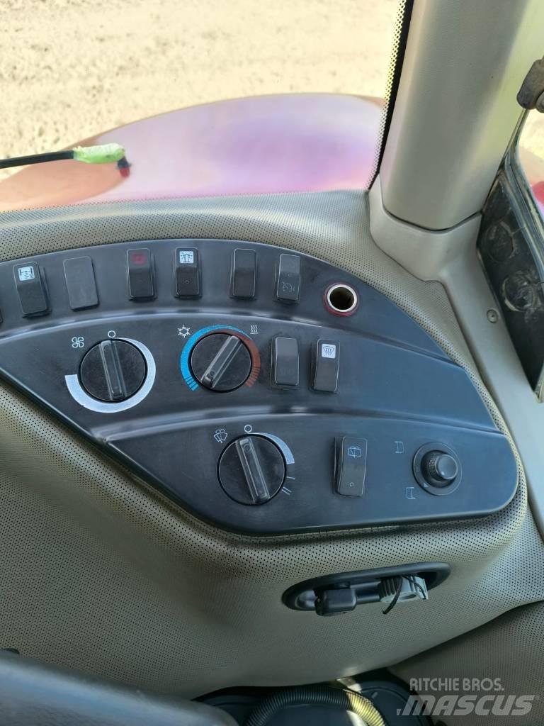 CASE MAGNUM 225 2007 曳引機