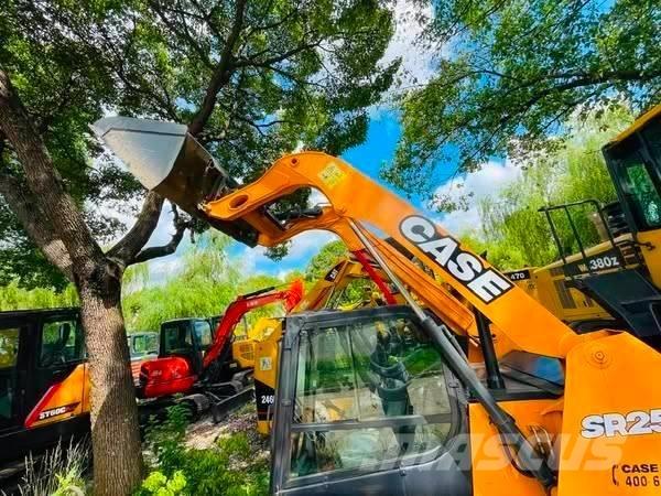 CASE SR 250 滑移轉向裝載機