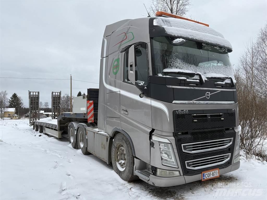 Volvo FH13 540 6x4 曳引機組件