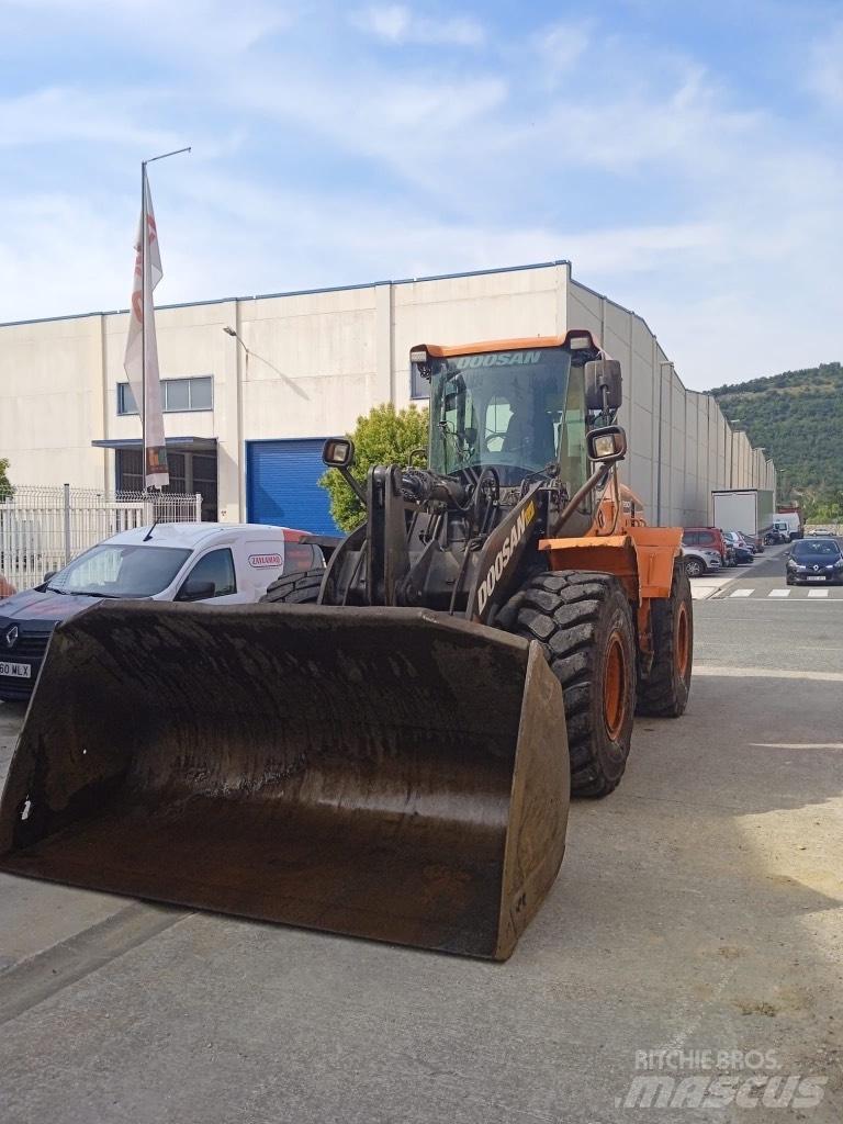 Doosan Dl250-5 輪胎式裝載機