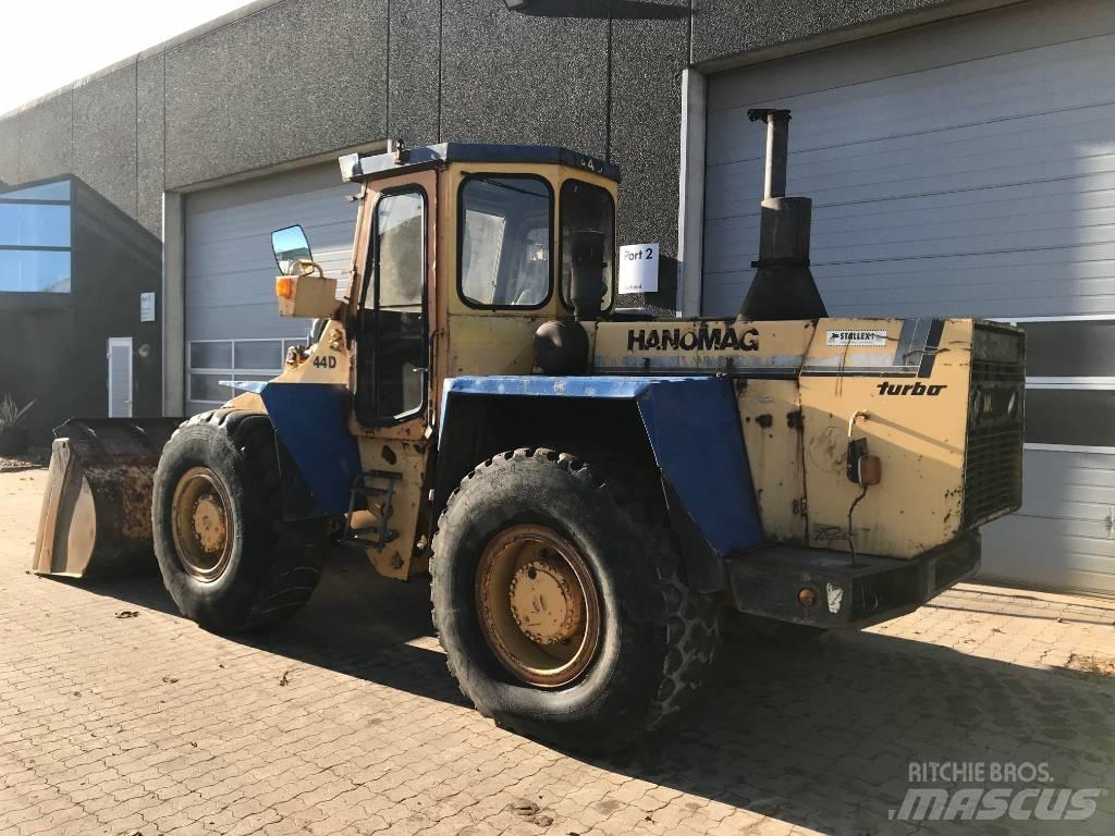 Hanomag 44D 輪胎式裝載機