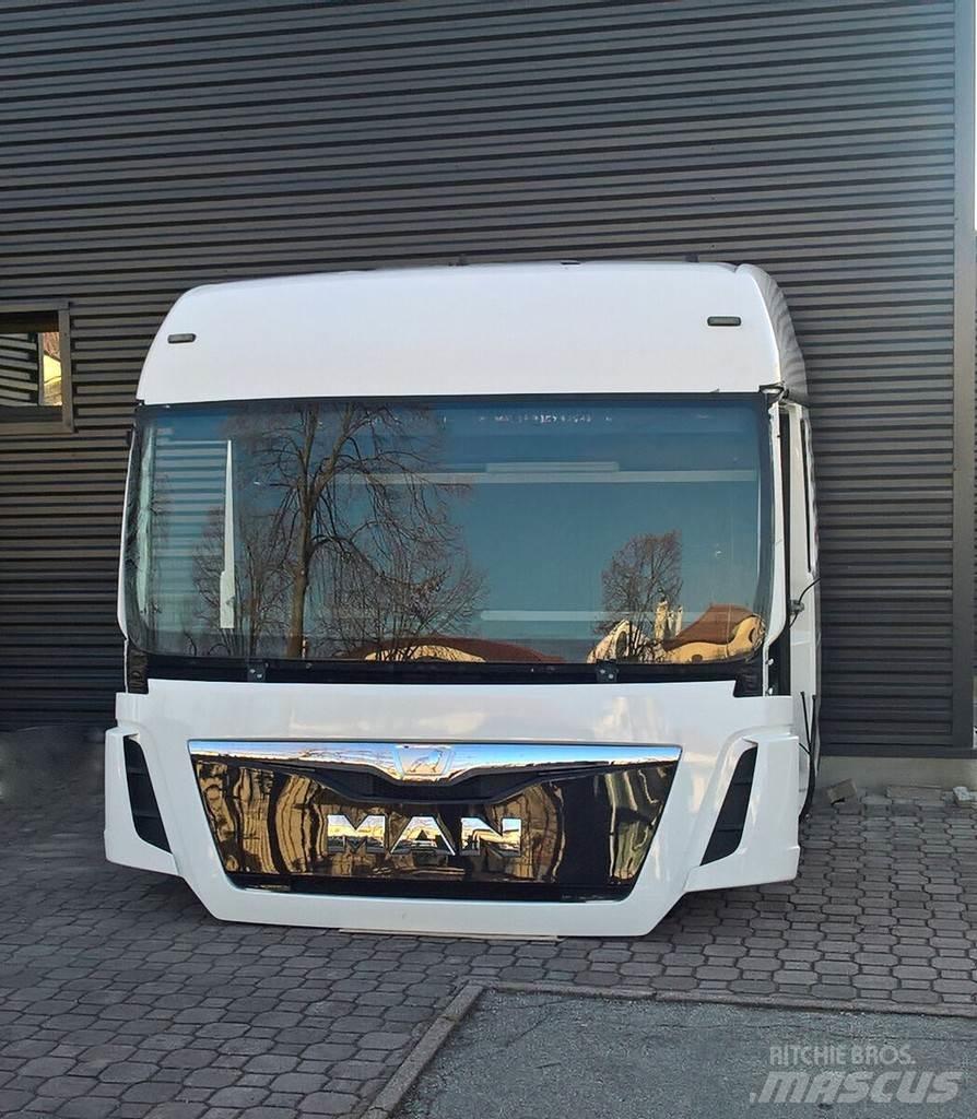 MAN TGX XLX EURO 6 駕駛室與內部
