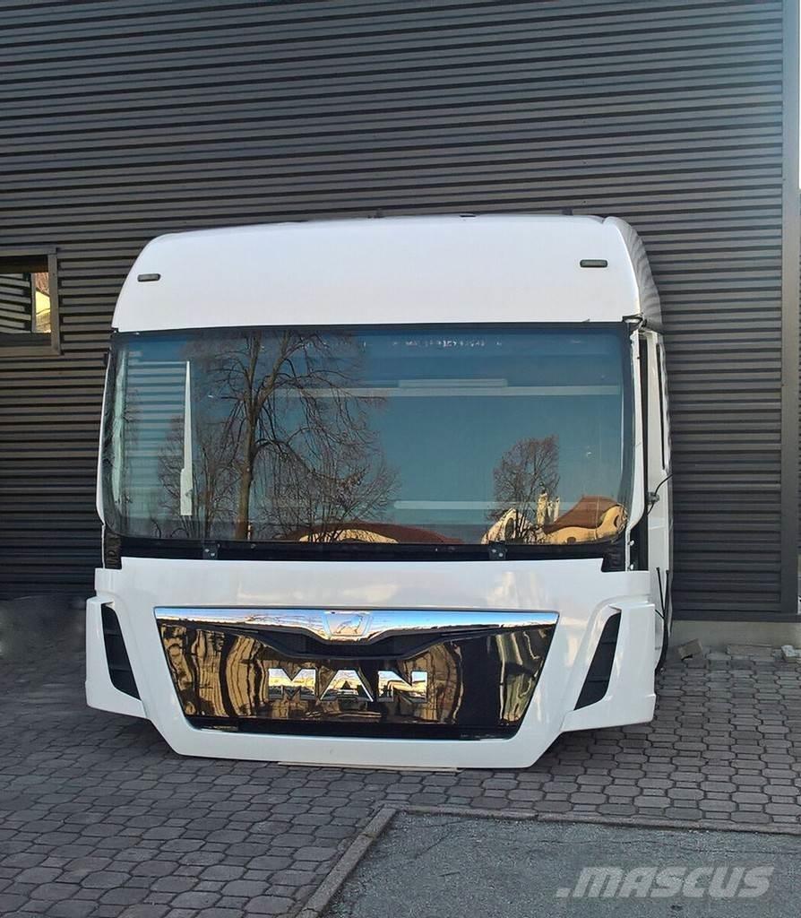 MAN TGX XLX EURO 6 駕駛室與內部