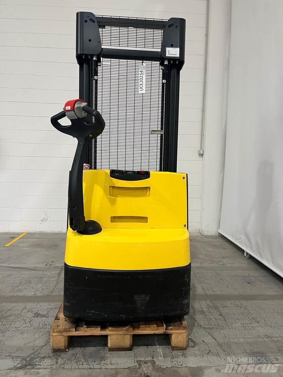 Hyster S1.2 行走控制式堆積機