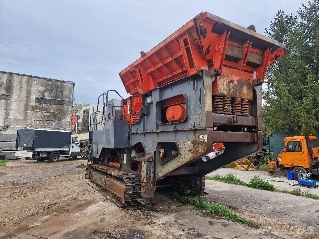 Sandvik QJ 341 移動式壓碎機