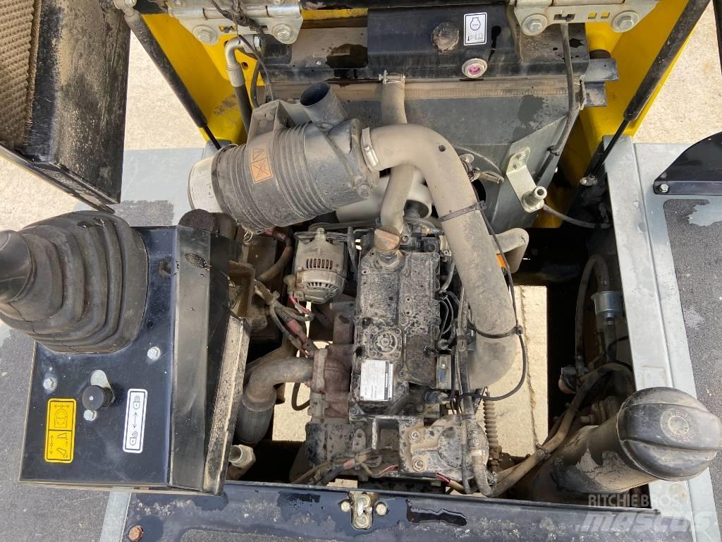 Wacker Neuson DW 30 鉸接式起吊車