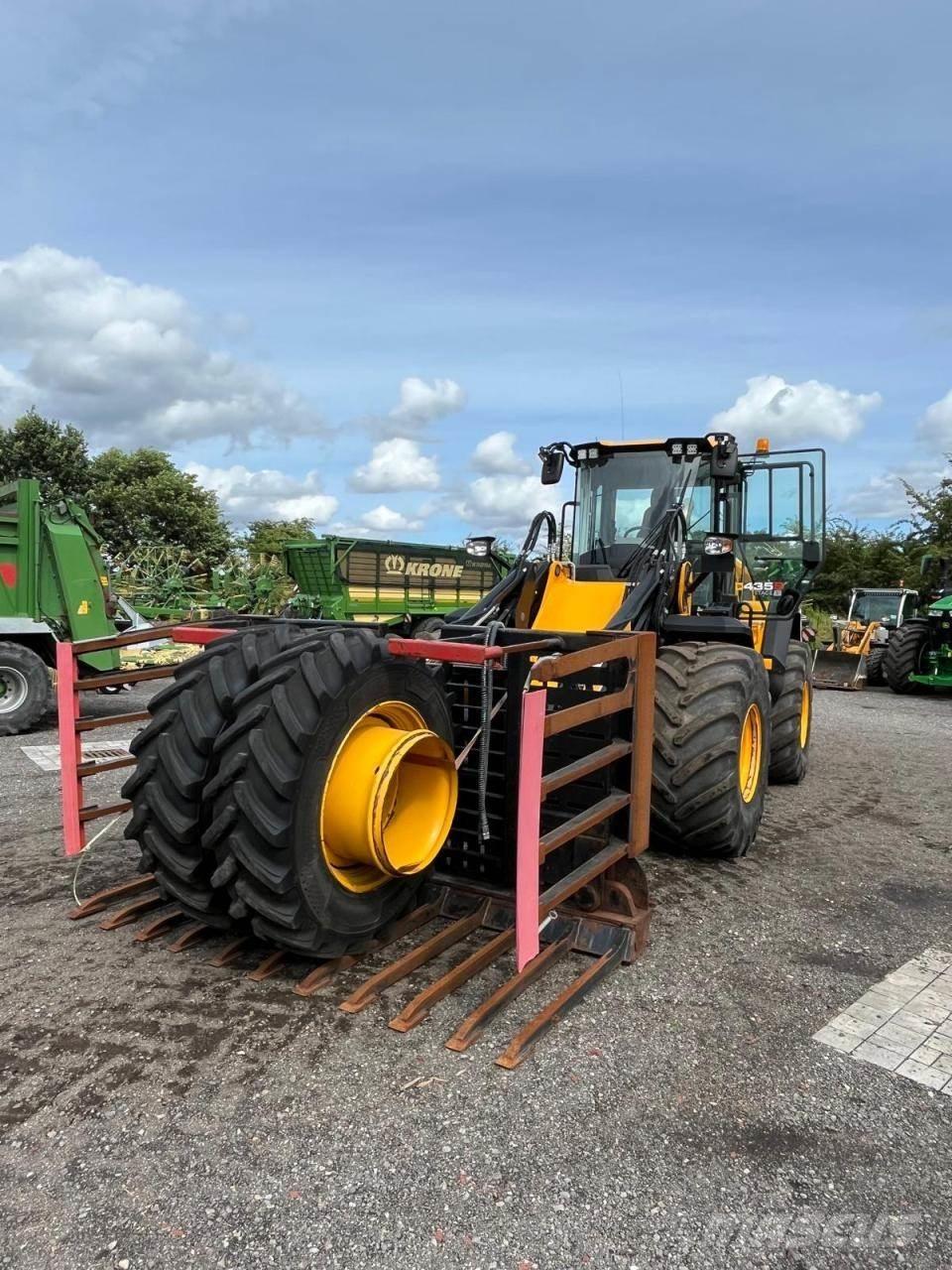 JCB 435 S 輪胎式裝載機