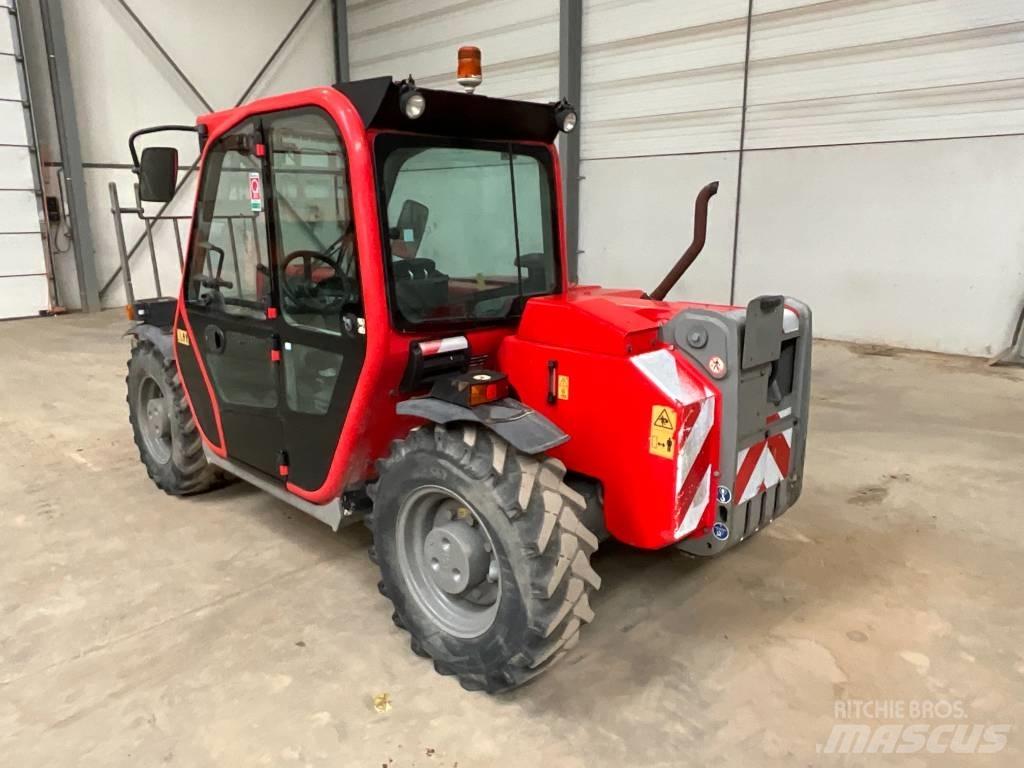 Merlo P 25.6 伸縮臂操作車