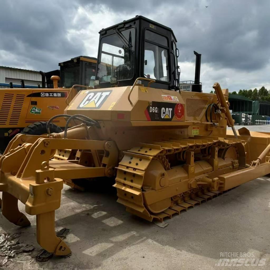 CAT D 6 G 履帶推土機