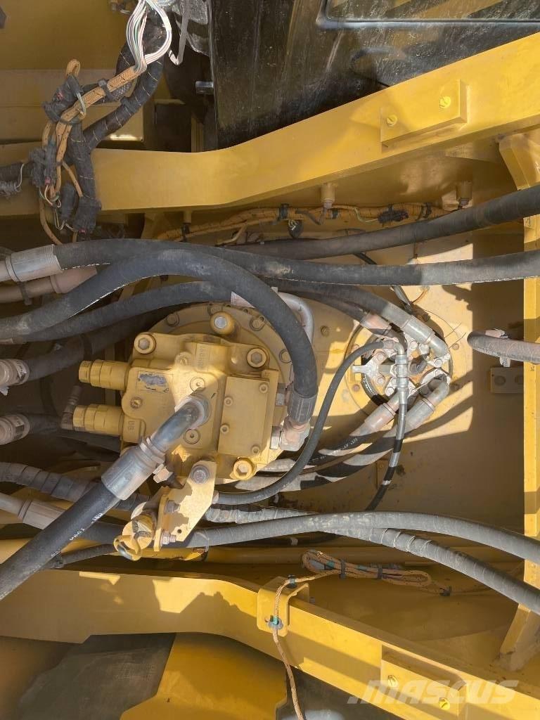CAT CAT330GC 中型挖土機/掘鑿機/挖掘機 7t-12t