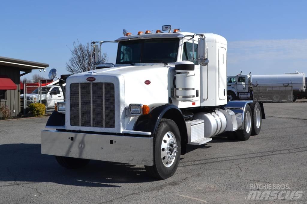 Peterbilt 367 曳引機組件