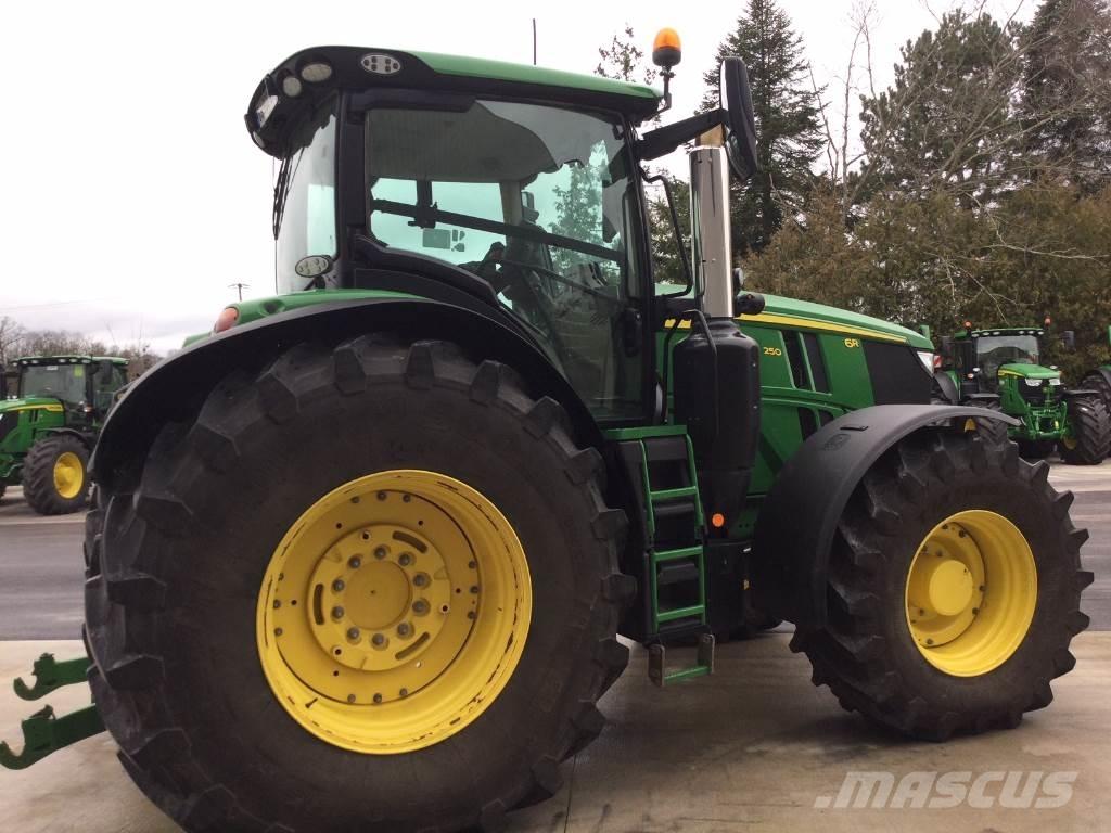 John Deere 6R250 曳引機