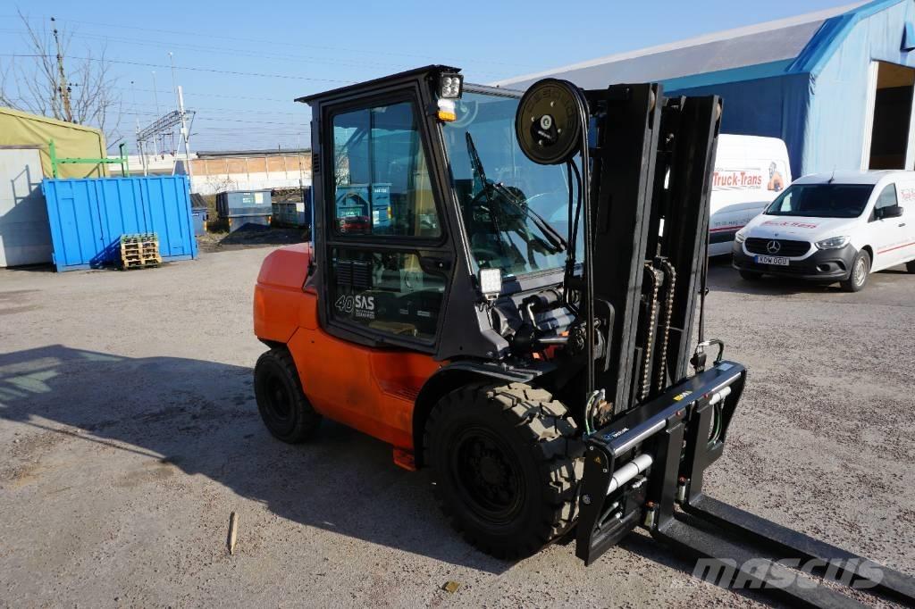 Toyota 42-7FD40 柴油卡車